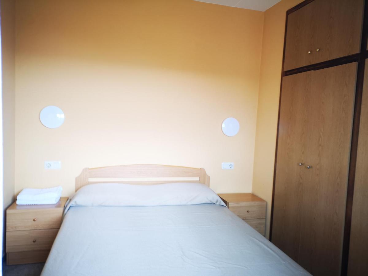 Apartamentos Famara 료렛 드 마르 외부 사진