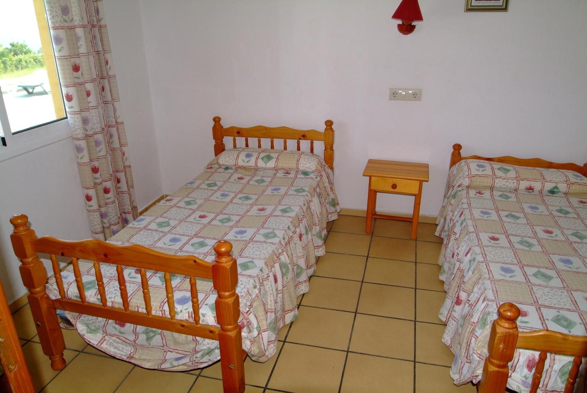 Apartamentos Famara 료렛 드 마르 외부 사진